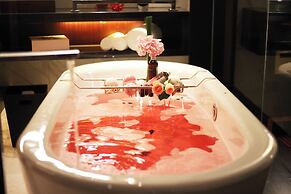 Renaissance Beijing Capital Hotel