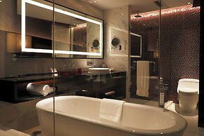 Renaissance Beijing Capital Hotel