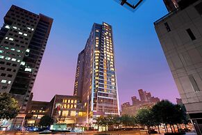 Renaissance Beijing Capital Hotel