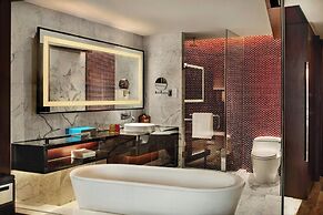 Renaissance Beijing Capital Hotel