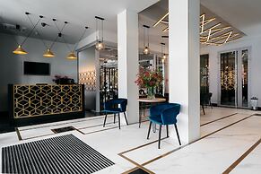Hotel Apis