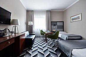 Hotel Apis