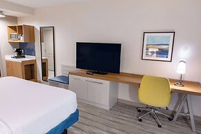 Hilton Garden Inn Lakewood