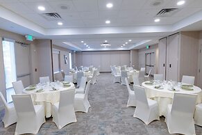 Hilton Garden Inn Lakewood