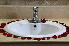 Radisson Colon 2,000 Hotel & Casino