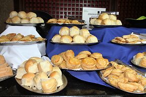 Radisson Colon 2,000 Hotel & Casino