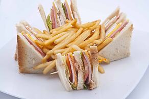 Radisson Colon 2,000 Hotel & Casino