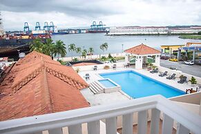 Radisson Colon 2,000 Hotel & Casino