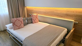 Aparthotel Ponent Mar