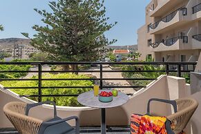Themis Beach Hotel