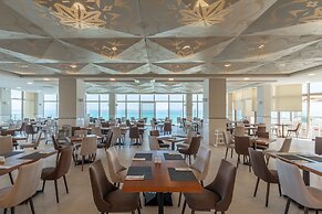 Themis Beach Hotel
