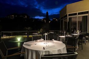 Elviria Hills Living