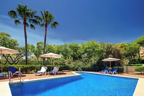 Elviria Hills Living