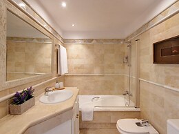 Elviria Hills Living