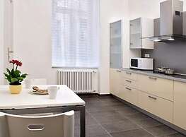 RiverView Palace Apartments