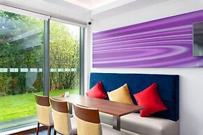 Holiday Inn Express Hotel Burnley M65 JCT10 by IHG