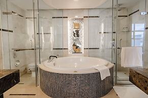 InterContinental Qingdao by IHG