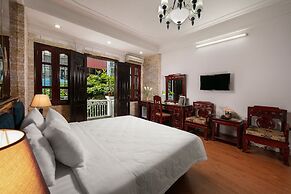 Little Diamond Hotel