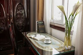 Little Diamond Hotel