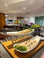 The Quarter Saladaeng by UHG