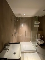 The Quarter Saladaeng by UHG