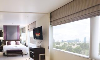 The Quarter Saladaeng by UHG