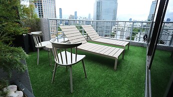 The Quarter Saladaeng by UHG