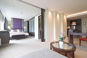 The Quarter Saladaeng by UHG