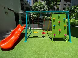 The Quarter Saladaeng by UHG