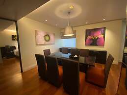 The Quarter Saladaeng by UHG