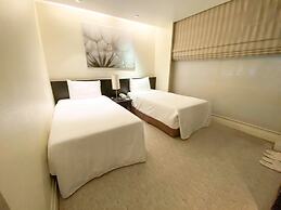 The Quarter Saladaeng by UHG