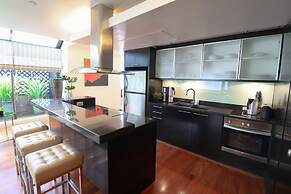 The Quarter Saladaeng by UHG