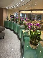 The Quarter Saladaeng by UHG