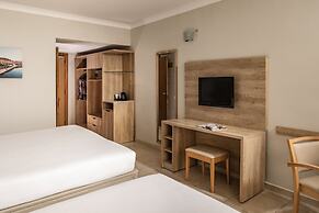 QAWRA Palace Resort & SPA