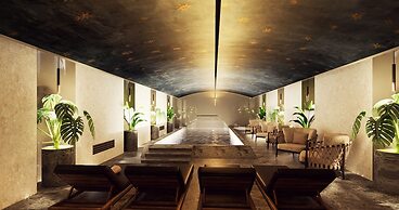 QAWRA Palace Resort & SPA