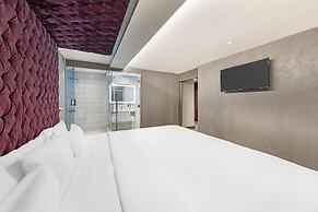 BLVD Hotel and Studios Universal-Hollywood, an Ascend Collection Hotel