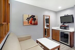 BLVD Hotel and Studios Universal-Hollywood, an Ascend Collection Hotel