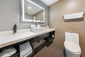 BLVD Hotel and Studios Universal-Hollywood, an Ascend Collection Hotel