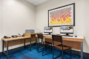 Holiday Inn Express & Suites Klamath Falls Central by IHG