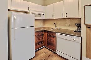 Staybridge Suites Albuquerque - Airport by IHG