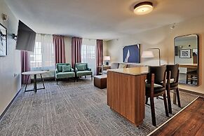Staybridge Suites Albuquerque - Airport by IHG