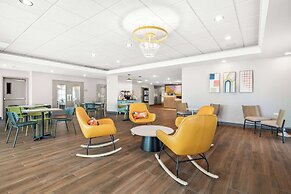 Spark by Hilton Exton