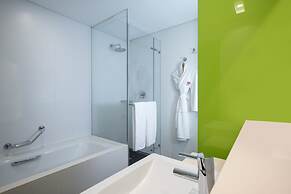 Crowne Plaza Tel Aviv City Center by IHG