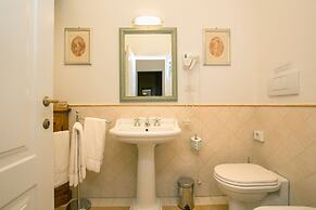 La Casa del Garbo - Luxury Rooms & Suite