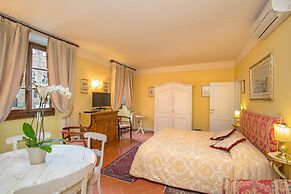 La Casa del Garbo - Luxury Rooms & Suite