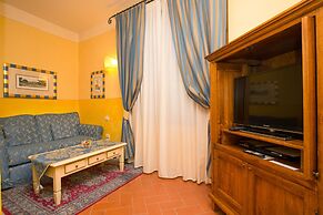 La Casa del Garbo - Luxury Rooms & Suite