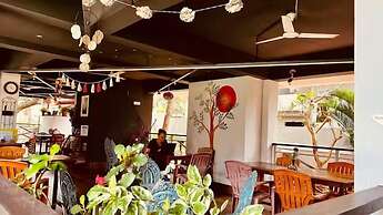 Peravel Beach Holiday Home