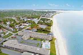 Ocean Mist Beach Hotel & Suites