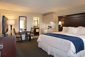 Ocean Mist Beach Hotel & Suites