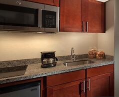 Ocean Mist Beach Hotel & Suites